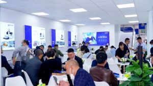 3868la天河总站(集团)股份有限公司 - Make It Possible