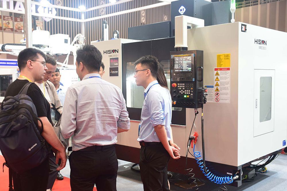 3868la天河总站(集团)股份有限公司 - Make It Possible