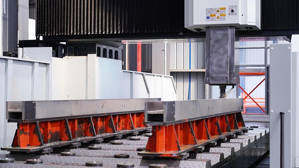 3868la天河总站(集团)股份有限公司 - Make It Possible