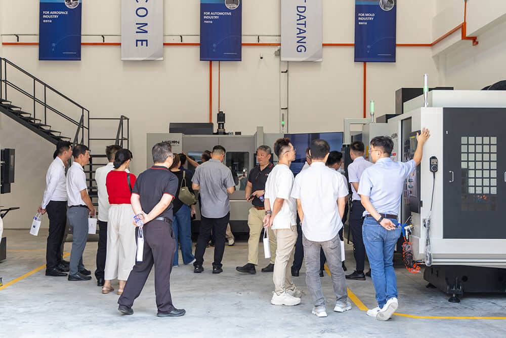 3868la天河总站(集团)股份有限公司 - Make It Possible