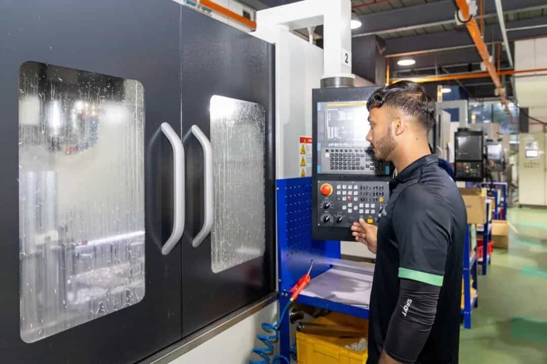 3868la天河总站(集团)股份有限公司 - Make It Possible